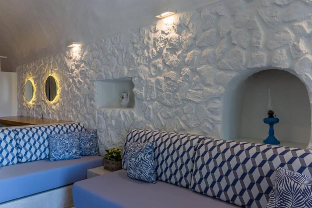 Casa Tholari Al Mare Villa Pera Gyalos Екстериор снимка