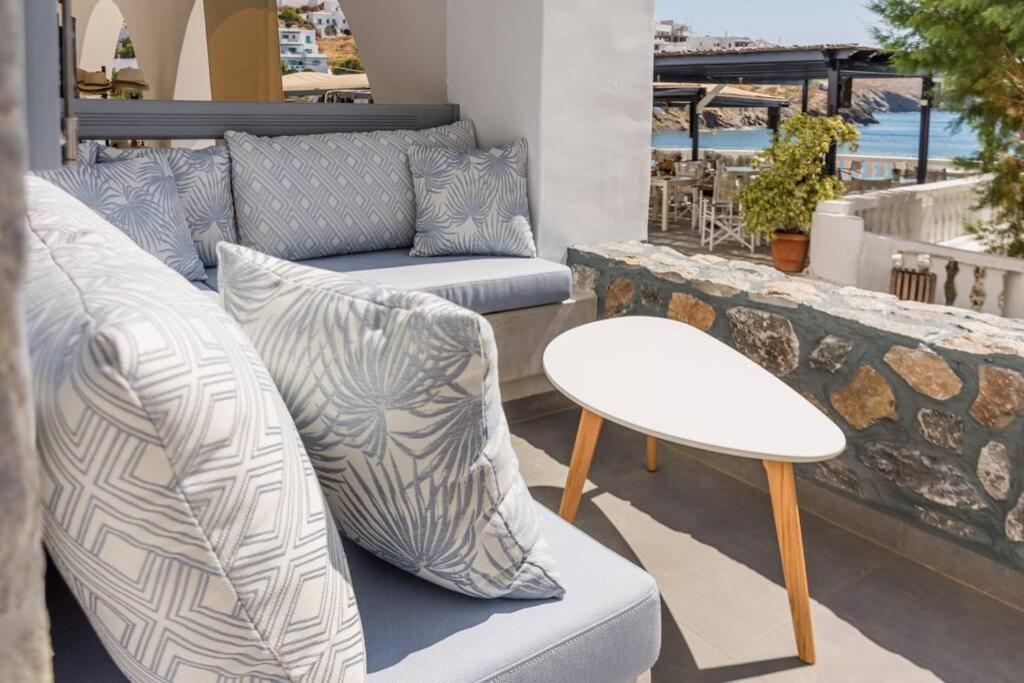 Casa Tholari Al Mare Villa Pera Gyalos Екстериор снимка
