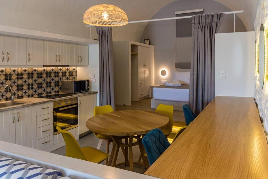 Casa Tholari Al Mare Villa Pera Gyalos Екстериор снимка