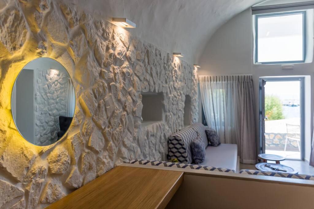 Casa Tholari Al Mare Villa Pera Gyalos Екстериор снимка